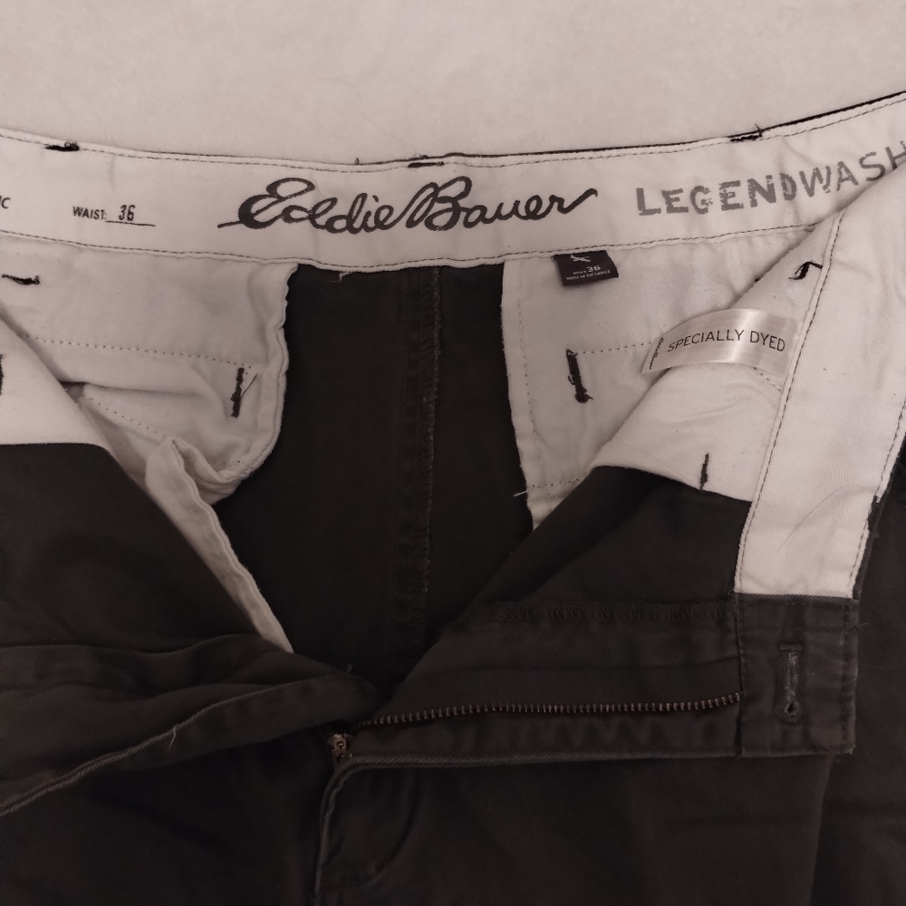 Eddie Bauer Cargo shorts